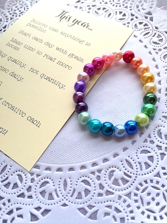 Rainbow bracelet, rainbow jewelry, glass pearl bracelet, pearl bracelet, pearl jewelry. Il_570xn