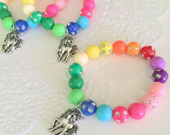 Unicorn rainbow party, birthday favor, kids party, beaded bracelet, colorful bracelet. SET of TEN.
