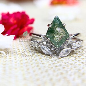 1.50 ct Moss agate kite shape solitaire with matching bands | bridal ring set | ring set for women | engagement ring | three ring set