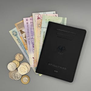 Handgemaakte paspoorthoes Duitsland Zwart – Paspoorthoes, Duits paspoort, minimalistisch, individueel, Compacte paspoorthoesjes, zwart