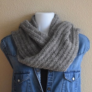 100% Alpaca Wool, Natural RIAF Soft Warm Hand Knit Ribbed Alpaca Scarf, Gray