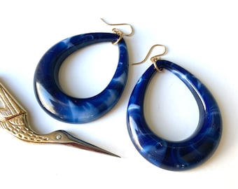 Navy blue hoop earrings, lightweight marbled statement hoops on 14K gold fill or 925 sterling backs, colorful midnight blue teardrop hoops
