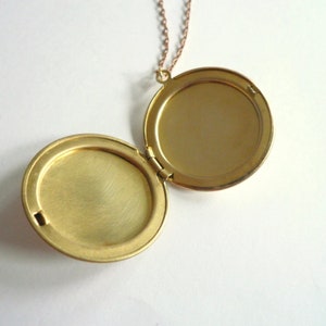 Plain gold locket, Classic locket, Custom length locket necklace, Simple photo locket, Romantic locket, round brass locket, personalized