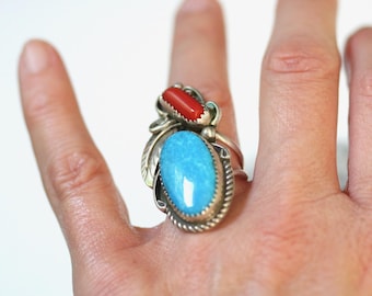 Vintage turquoise coral Navajo ring 925 sterling silver US size 6.5 Classic Boho 50s southwestern jewelry Big blue stone ring Leaf detail
