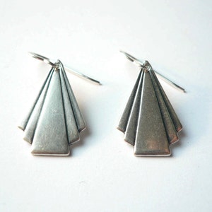 Frank Lloyd Wright dangles, Art deco triangle earrings, 1920s architecture lightweight geometric silver drops, stepped pyramids on sterling