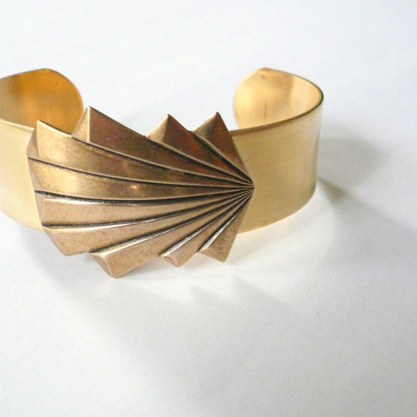 Simple gold cuff, geometric Art Deco bracelet, antiqued Great Gatsby style big gold bracelet, 1920s party theme costume jewelry idea gift