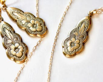 Gold Victorian necklace w matching earrings Romantic gold necklace Art Nouveau feminine earring necklace set Dainty gold flower necklace
