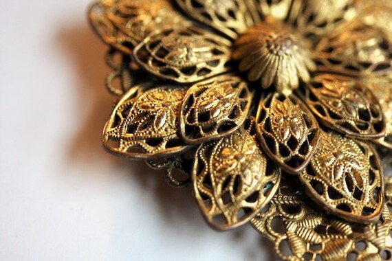 Antique brass gold filigree antique Victorian dre… - image 3