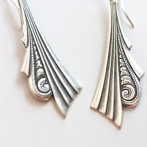 Long silver Art Deco earrings, architectural Art Deco silver drop earrings, Art Nouveau style dangles, lightweight 925 hypoallergenic drops