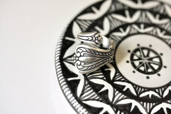 Adjustable antiqued silver ring, new Art Nouveau … - image 9