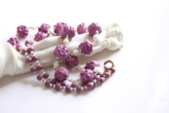 White glass bead purple flower necklace, tropical… - image 5