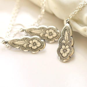 Collier victorien en argent Boucles d&#39;oreilles assorties Collier romantique en argent en argent Ensemble de boucles d&#39;oreilles féminines Art nouveau Collier délicat de fleurs en argent