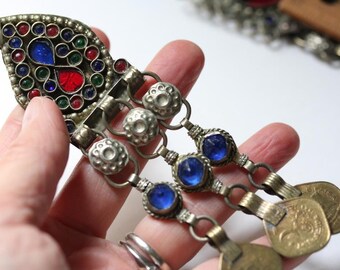 Une fine broche tissée ronde, écossaise/celtique, pour bijoux vintage