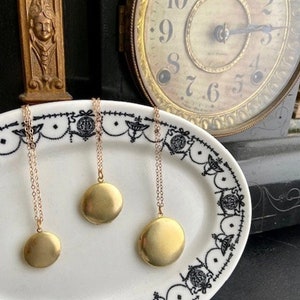 Plain gold locket, Classic locket, Custom length locket necklace, Simple photo locket, Romantic locket, round brass locket, personalized
