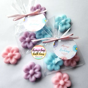 Daisy Soap Shower Favors, April Showers May Flowers Favors, Baby in Bloom Favors, Bridal Tea Soap, Love in Bloom, Wildflower Shower Favors pink, blue, aqua