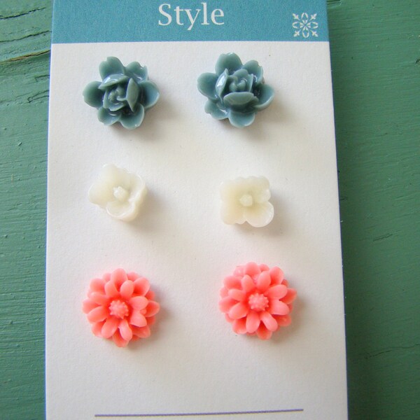 STORE CLOSING get 75% off use coupon code STORECLOSING75 to get discount Set of 3 small Floral Earrings