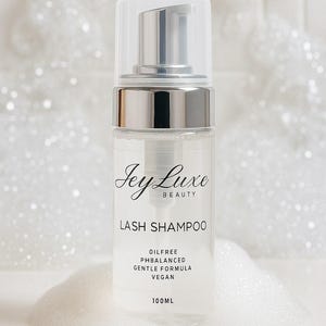 Deluxe Foaming Lash Shampoo: Gentle, Vegan Eyelash Extension Cleanser