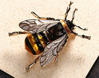 Vintage Bumble Bee Rhinestone Stickpin Black and Clear Glass Rhinestones Vintage Lapel Pin