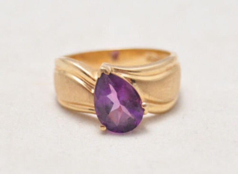 10k Gold Amethyst Ring Size 7