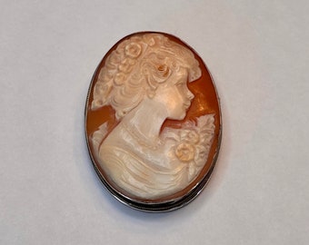 Vintage Sterling Silver Cameo Brooch or Pendant