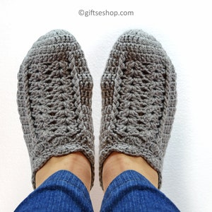 Easy Crochet Slippers Pattern- Crochet Womens Slippers #101