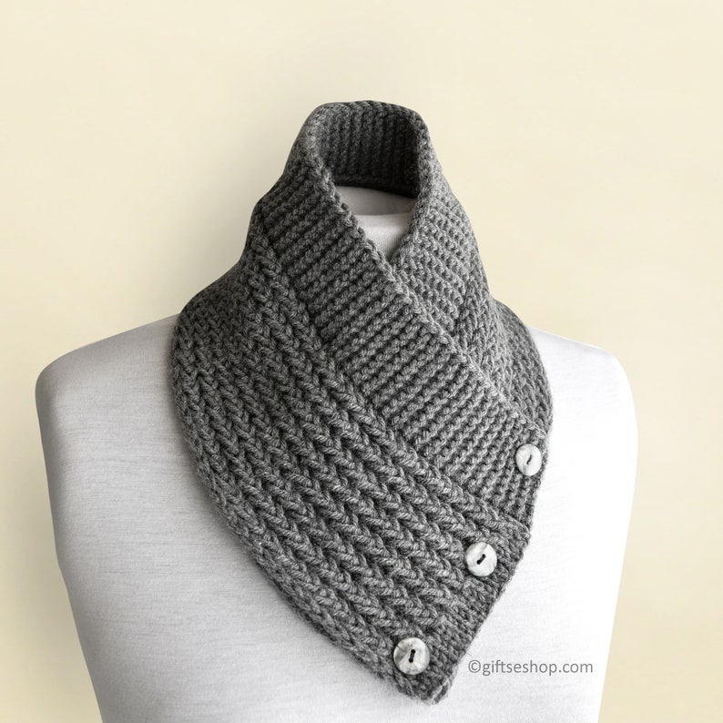 Buttoned Scarf Cowl Knitting Pattern Men Women Knitted Cowl Pattern no118 image 2