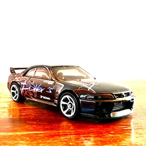 ホットウィール 日産スカイライン GT-R