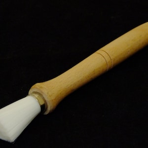 Wood Handle Nylon Bristle Cleaning Brush
