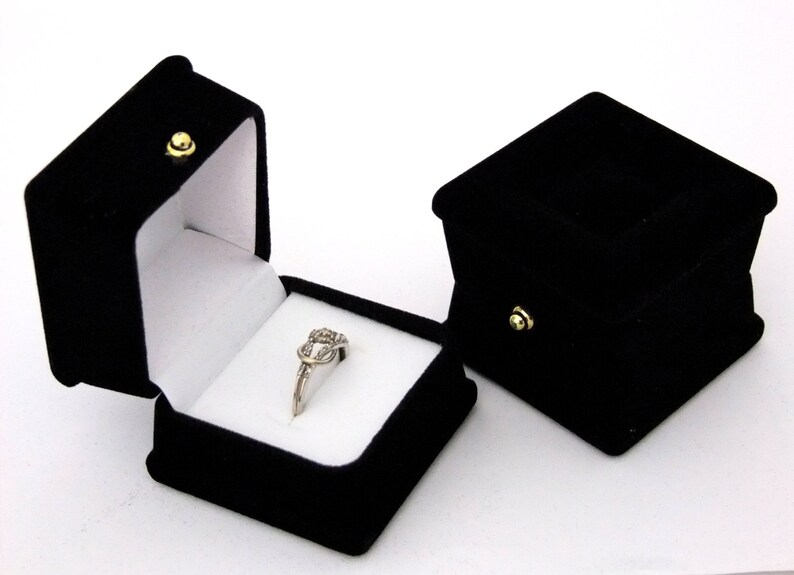 Exquisite Flocked Ring Boxes Case Lot Of 12