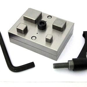Square Shaped Disc Cutter 4 Sizes With Handle Sizes 3/8 to 1 Inch SALE