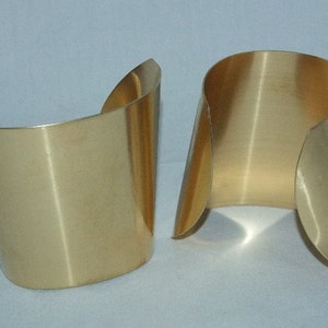 Brazaletes de latón en blanco, cónicos, extra anchos, 2,5", paquete de 2
