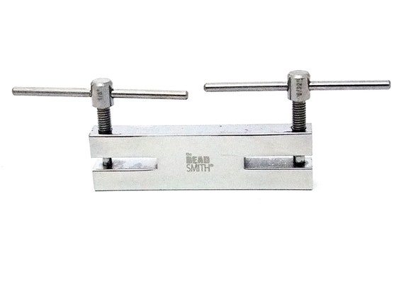 Metal Discs Hole Punch 2 Holes 1/16 Inch and 3/32 Inch Hole Puncher 