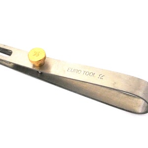 Titanium Bezel Soldering And Saw Clamp