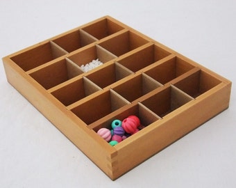 15 Slot Medium Sized Wood Sorting-Oganizing Tray With Removable Dividers