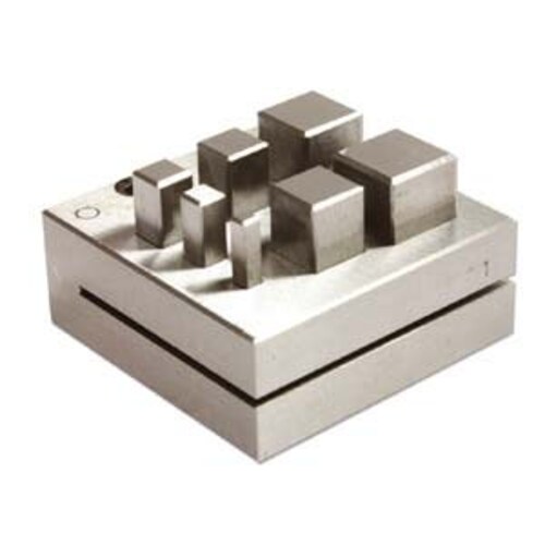 Cutting square. Disc cutter set of 7. square cut. square disk.
