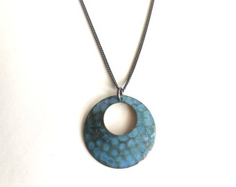 Sky Textured Open Circle Necklace N1935