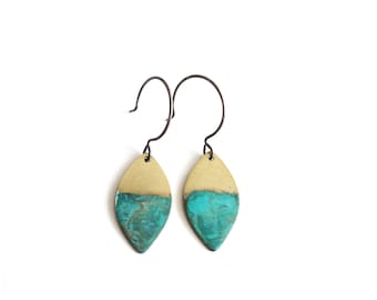 Little Rising Tide Leaf Earrings E2001