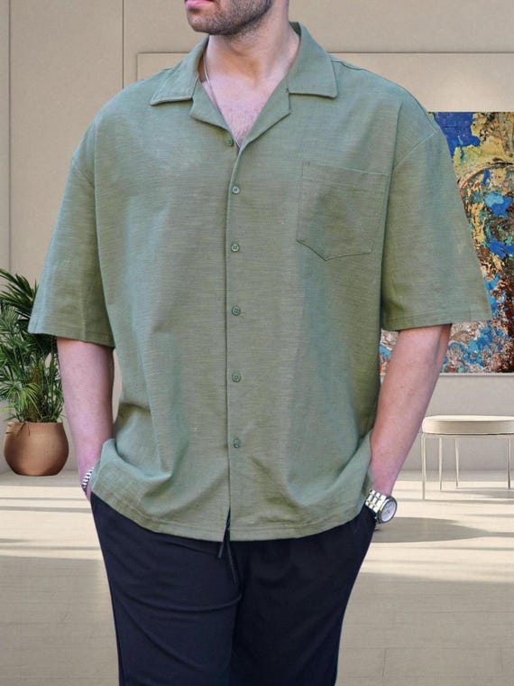 Men's Oversized Cotton Shirt: Solid Color Loose Fit, Classic Collar
