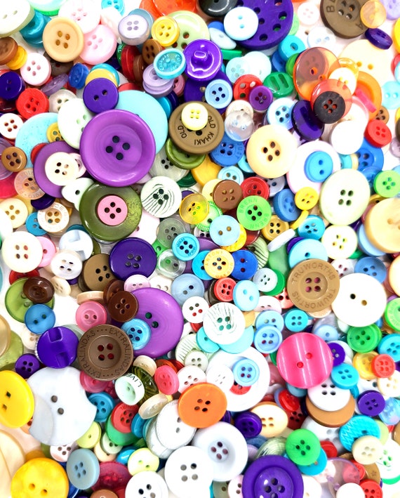 Assorted Buttons in Bulk for Button Crafts