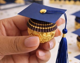 Graduation Cap Favor Toppers, Cardstock Mini Hats with Tassels, Class of 2026 Party Favors