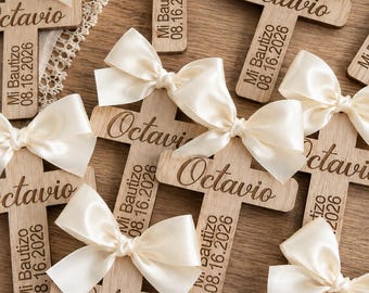 Personalized Baptism Favor /  Wooden Cross Baptism Favor / Custom Baptism Cross / Christening Favors