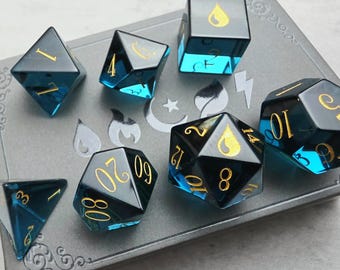 Kristalglazen dobbelstenenset: aquawaterthema, D&D-dobbelstenen