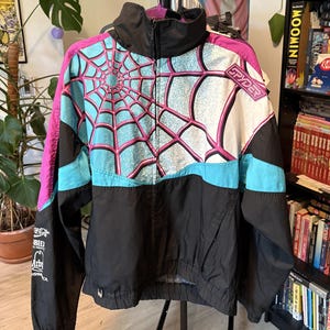 Sick Vintage Spyder Windbreak