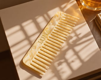 Personalized Engraved Name Comb, Custom Wide Tooth Comb, Bridesmaids Gift, Marble Hair Comb, Birthday Gift, Bridal Shower Gift, Party Favor