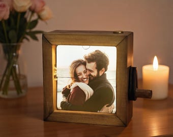 Personalized Wooden Flipbook Photo Box – 8 or 16 Photos, Engraved Keepsake with Light