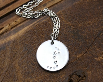 Collar de constelaciones del zodiaco - Signo de astrología personalizado - Collar colgante de moneda de disco en plata, Colgante de monedas del zodíaco, Plateado, Escorpio