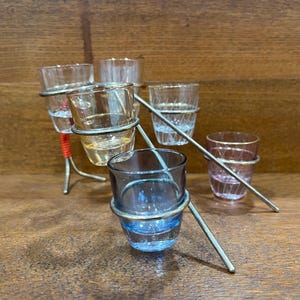 Vintage borrelglashouder met borrelglaasjes
