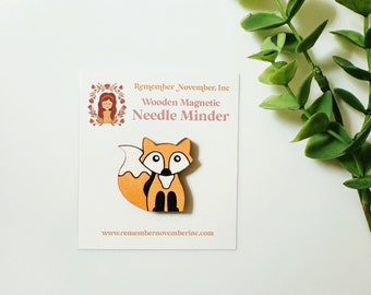 Fox Needle Minder: Handmade Wooden Magnetic Needle Keeper, Brooch