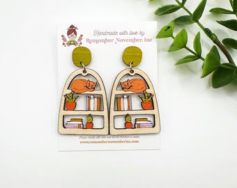 Hand Painted Bookshelf Earrings: Birch Wood Cat Lover Jewelry