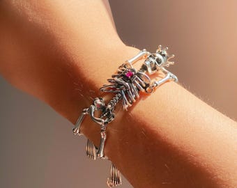 Bracciale Punk Teschio JewelryWe - Bracciale Punk Catena Moto Con Teschio Cranio In Acciaio Inossidabile Stile Gotico Classico Regalo Per Uomini Bracciale Catena Teschio